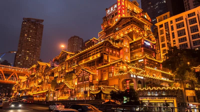 Chongqing One Day Itinerary: Mountain City Highlights