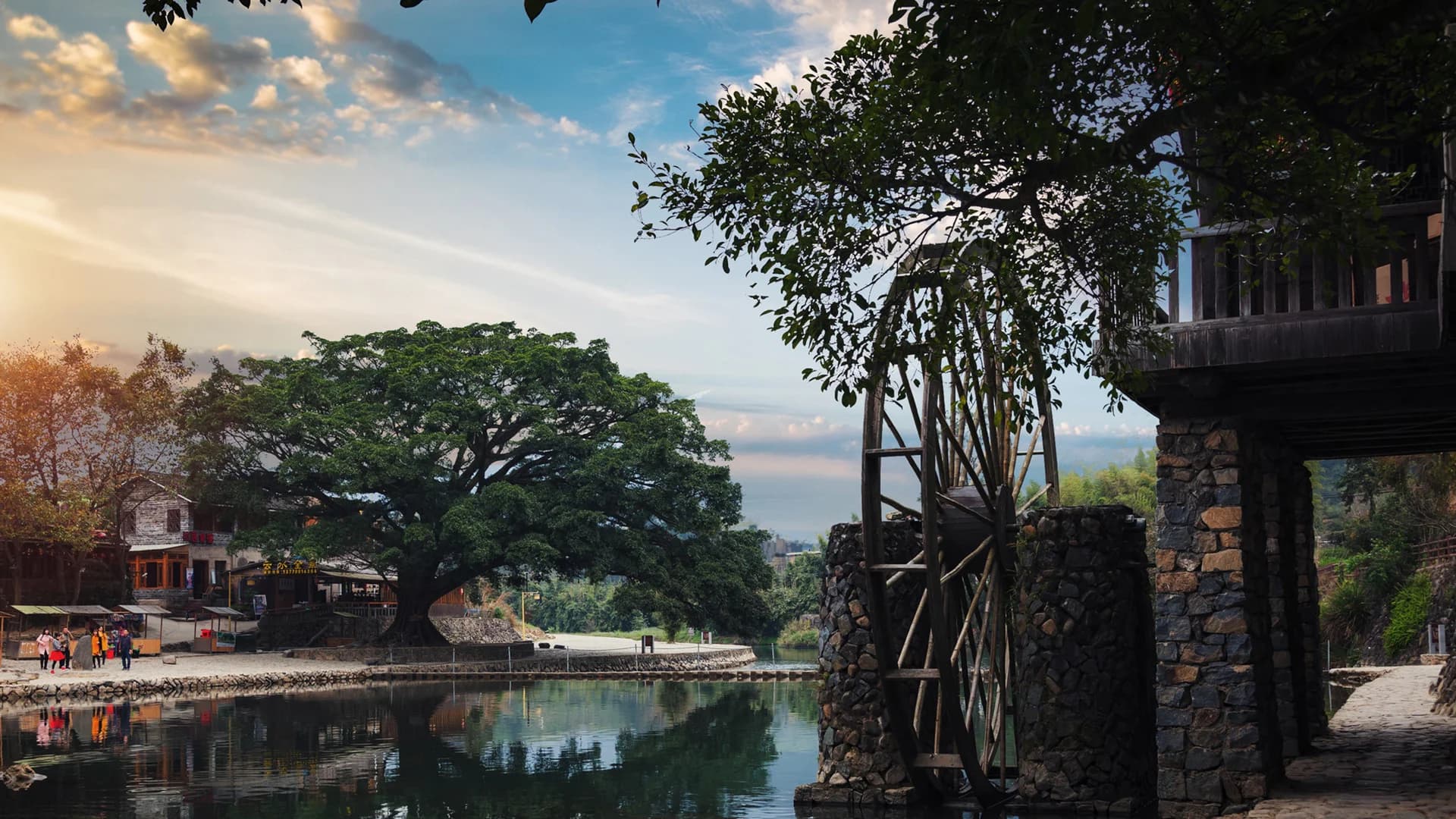 Huanglongxi Ancient Town