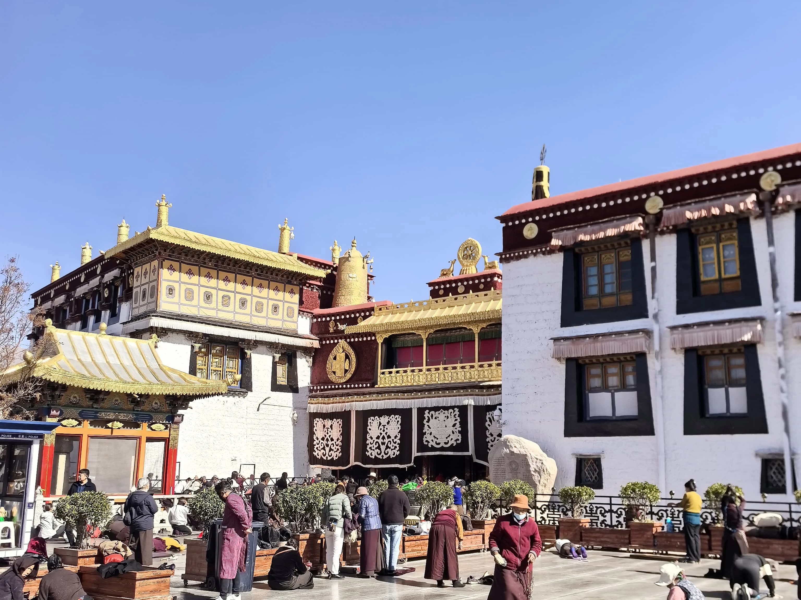 Barkhor Street（八廓街）