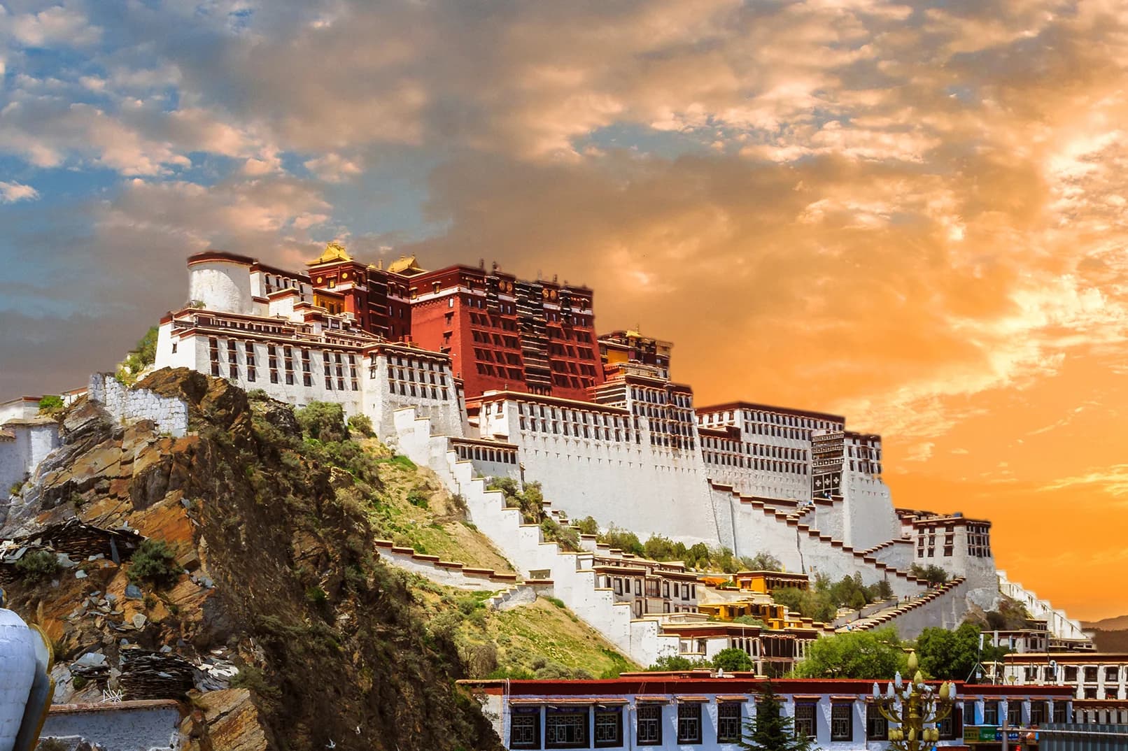 Tibet Travel Guide: Permits, Culture & Essential Tips