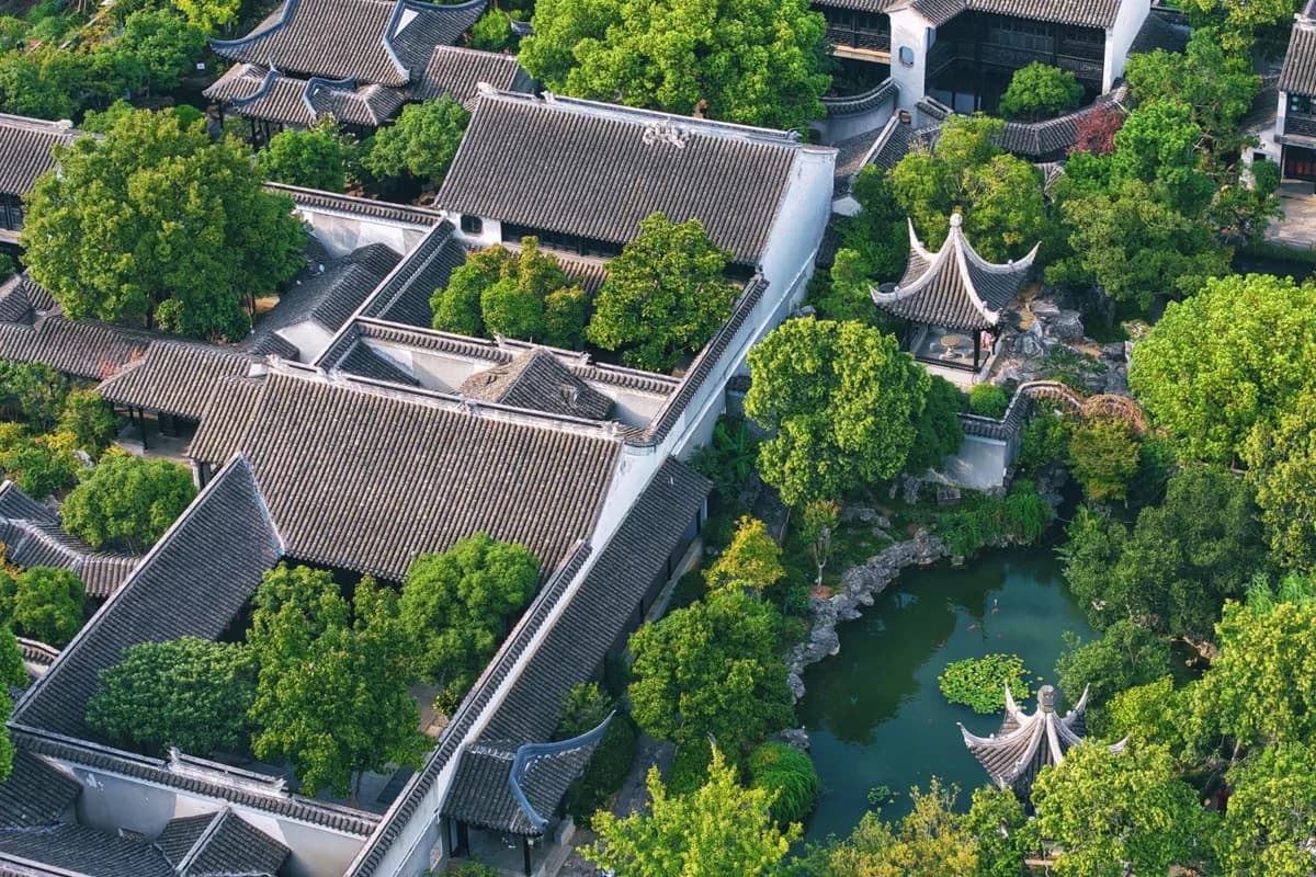 Chinese Gardens: From Rockery and Water Features to a World Within a Pot