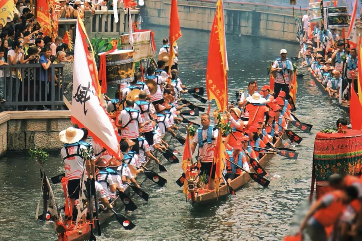 Dragon Boat Festival in China: Traditions & Travel