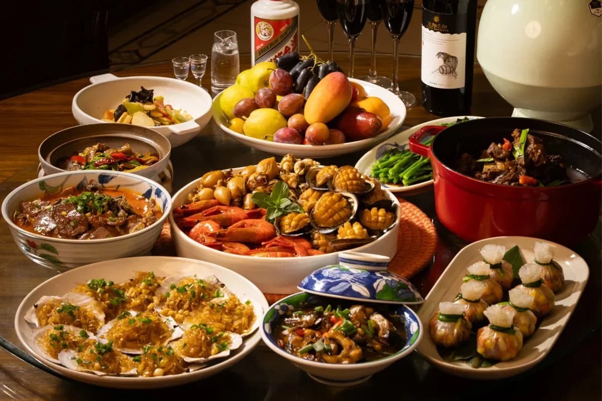 Chinese Food Ordering Guide: How to Understand the Menu and Order What You Want