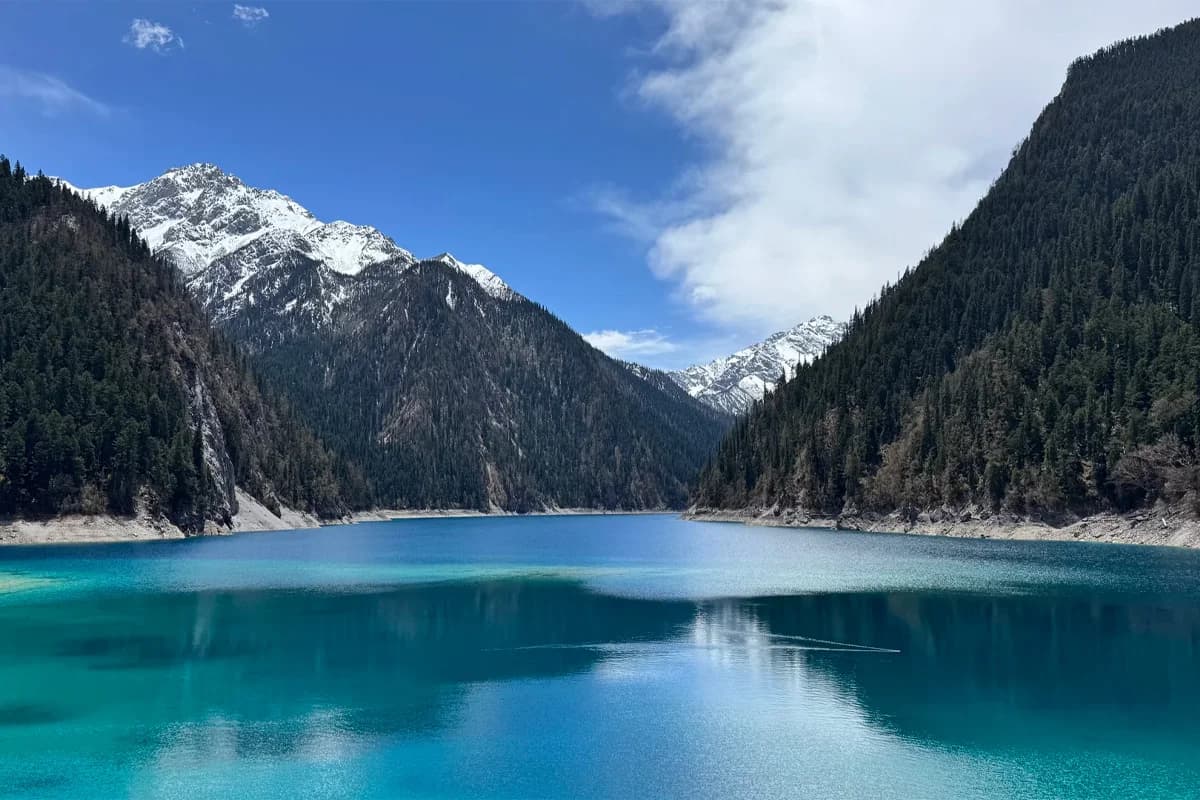 Huanglong and Jiuzhaigou: Complete 3-Day Adventure Guide