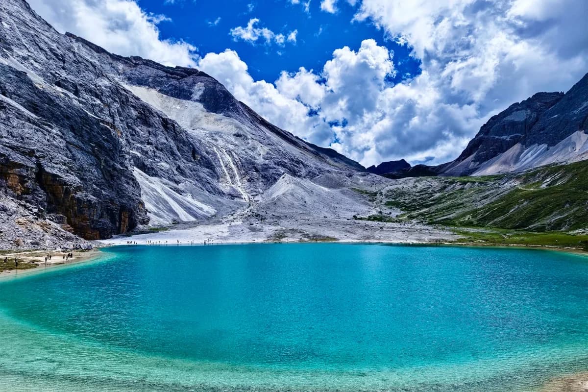 Daocheng Yading