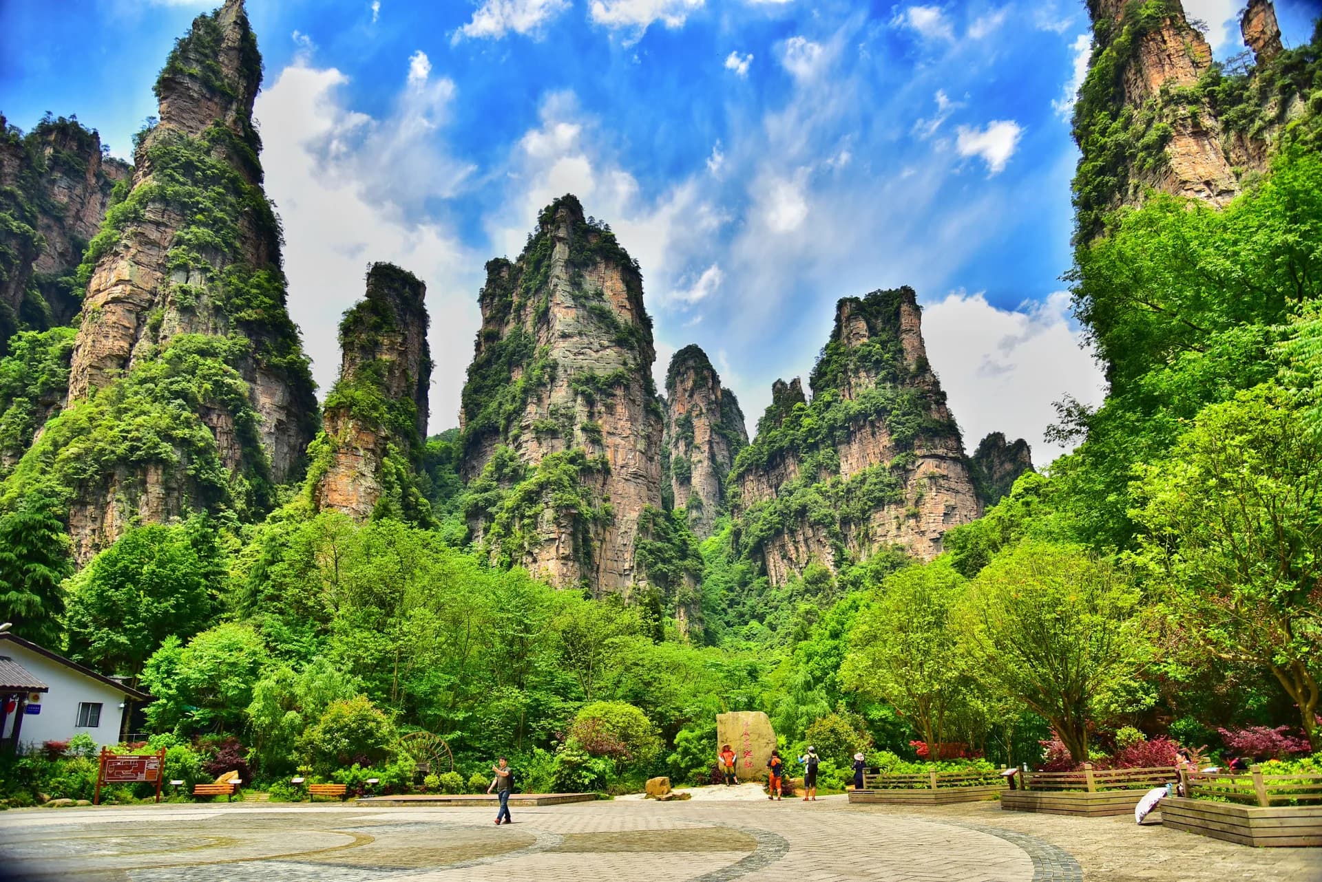 Zhangjiajie 3-Day Itinerary: Best Route and 4-Day Guide